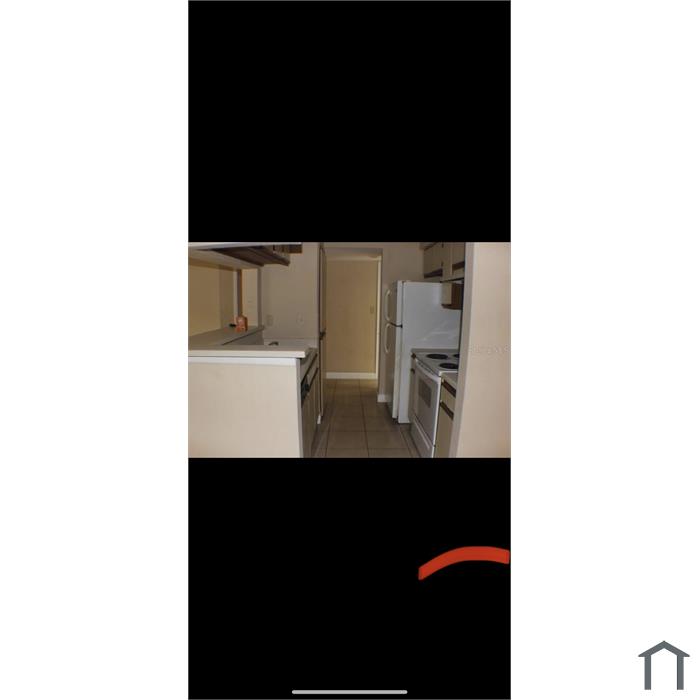 8742 Mallard Reserve Dr